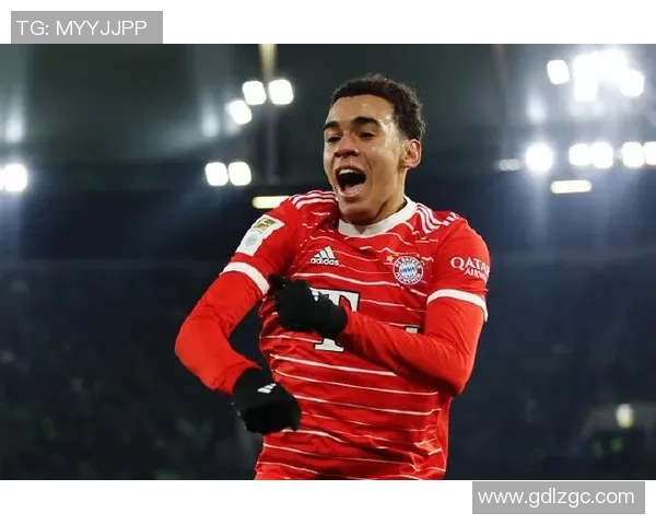 超新星足球球星崛起揭秘：未来之星如何改变足球格局