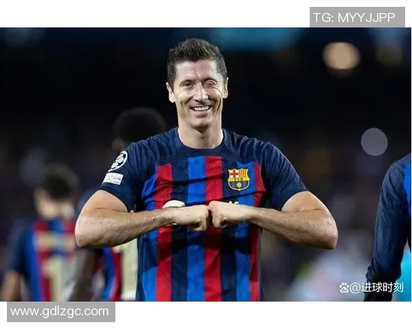 足球场上最帅气的球星究竟是谁让无数粉丝为之疯狂 足球场上最帅气的球星究竟是谁让无数粉丝为之疯狂